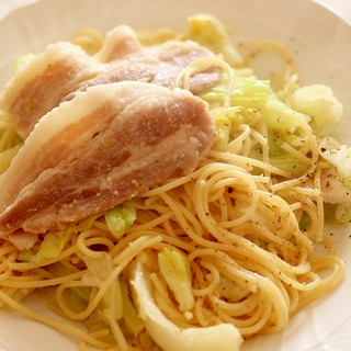 簡単！１人分！鍋１つ【キャベツとベーコンのパスタ】